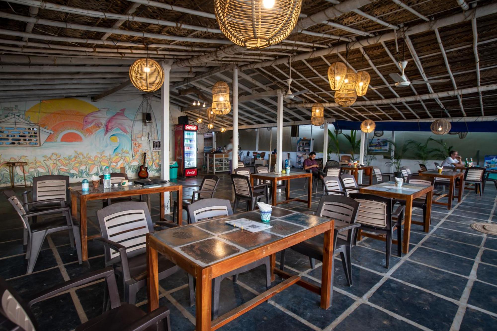 Sunset Cafe Beach Stay Gokarna  Buitenkant foto
